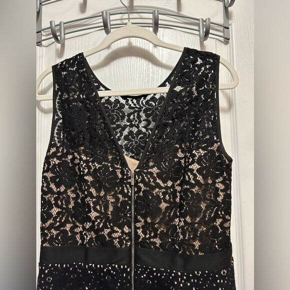 BCBG Maxazria Alice Dress black crochet lace overlay size 10 EUC back zip - Picture 9 of 16